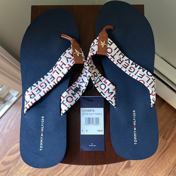 Tommy Hilfiger flip flops - Picture 1 of 3